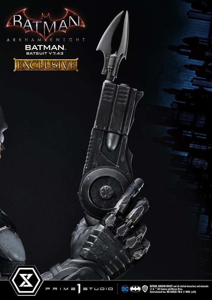 DC Comics Batman Batsuit V 7.43 Statues  Exclusive Edition (Prototype Shown) View 9