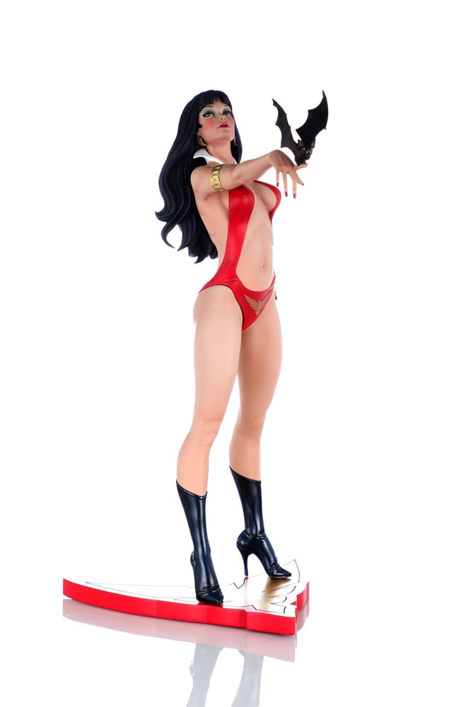 Vampirella Jose Gonzalez (Diamond Eye Variant)- Prototype Shown