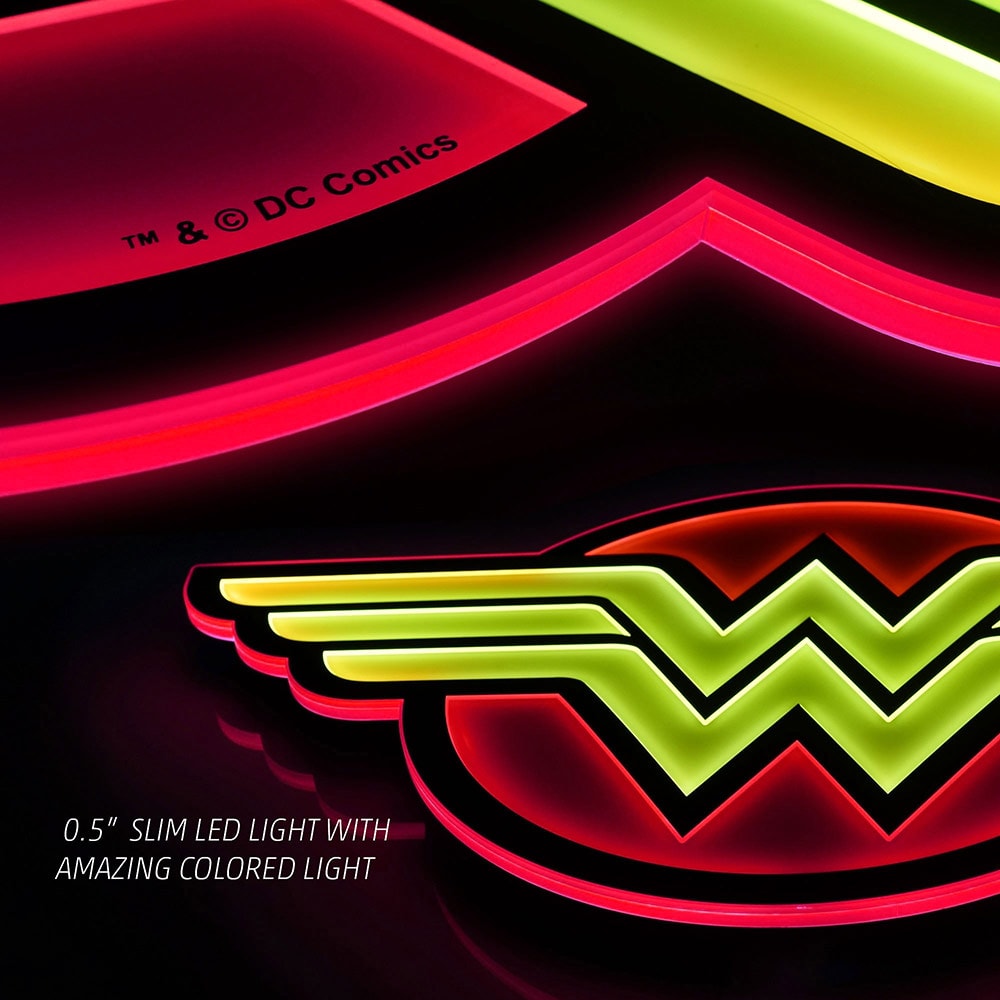 Wonder Woman LED Logo Light (Large) View 9