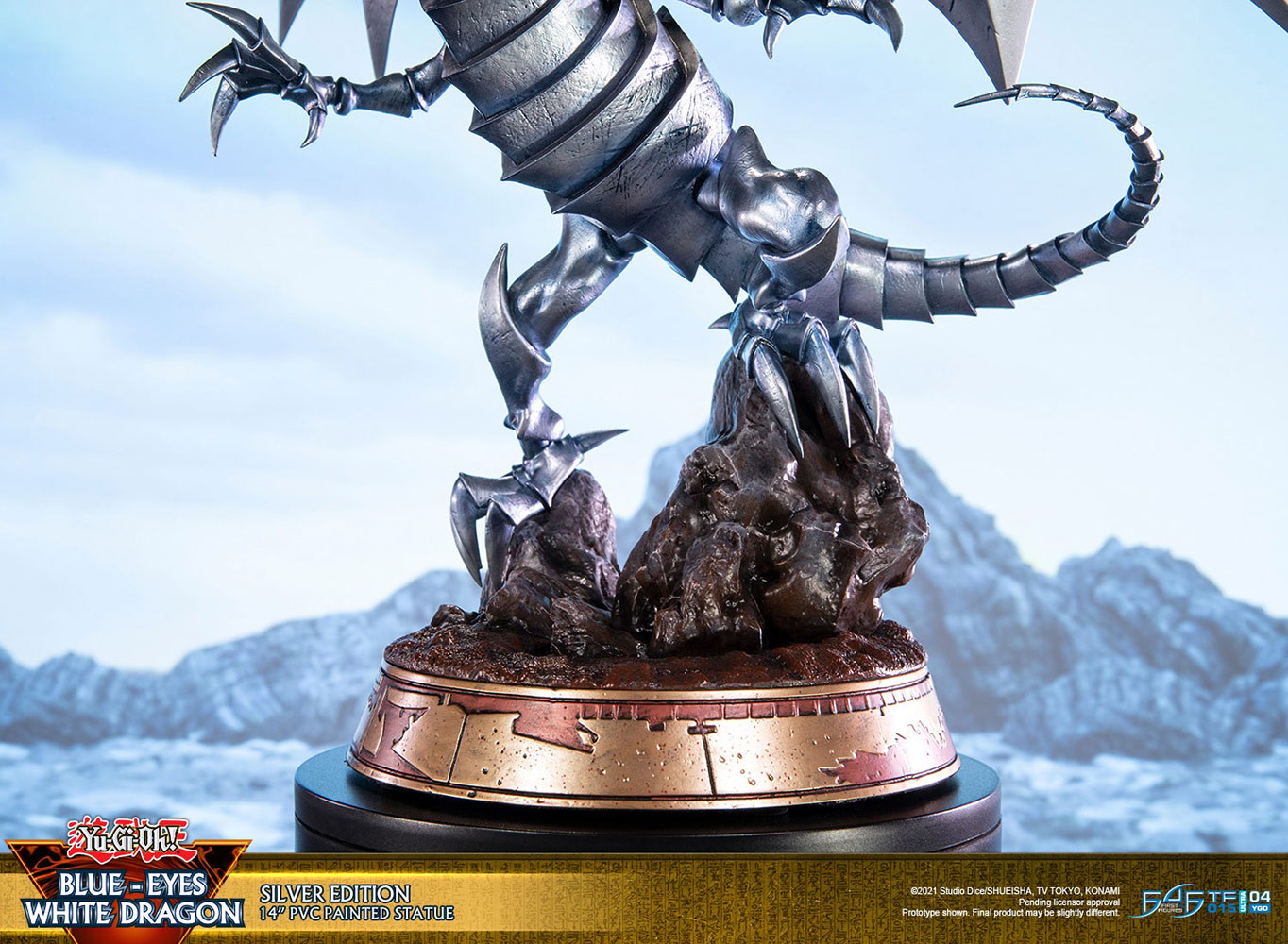 Yu-Gi-Oh! Blue-Eyes White Dragon (Silver Variant) Statues  (Prototype Shown) View 19