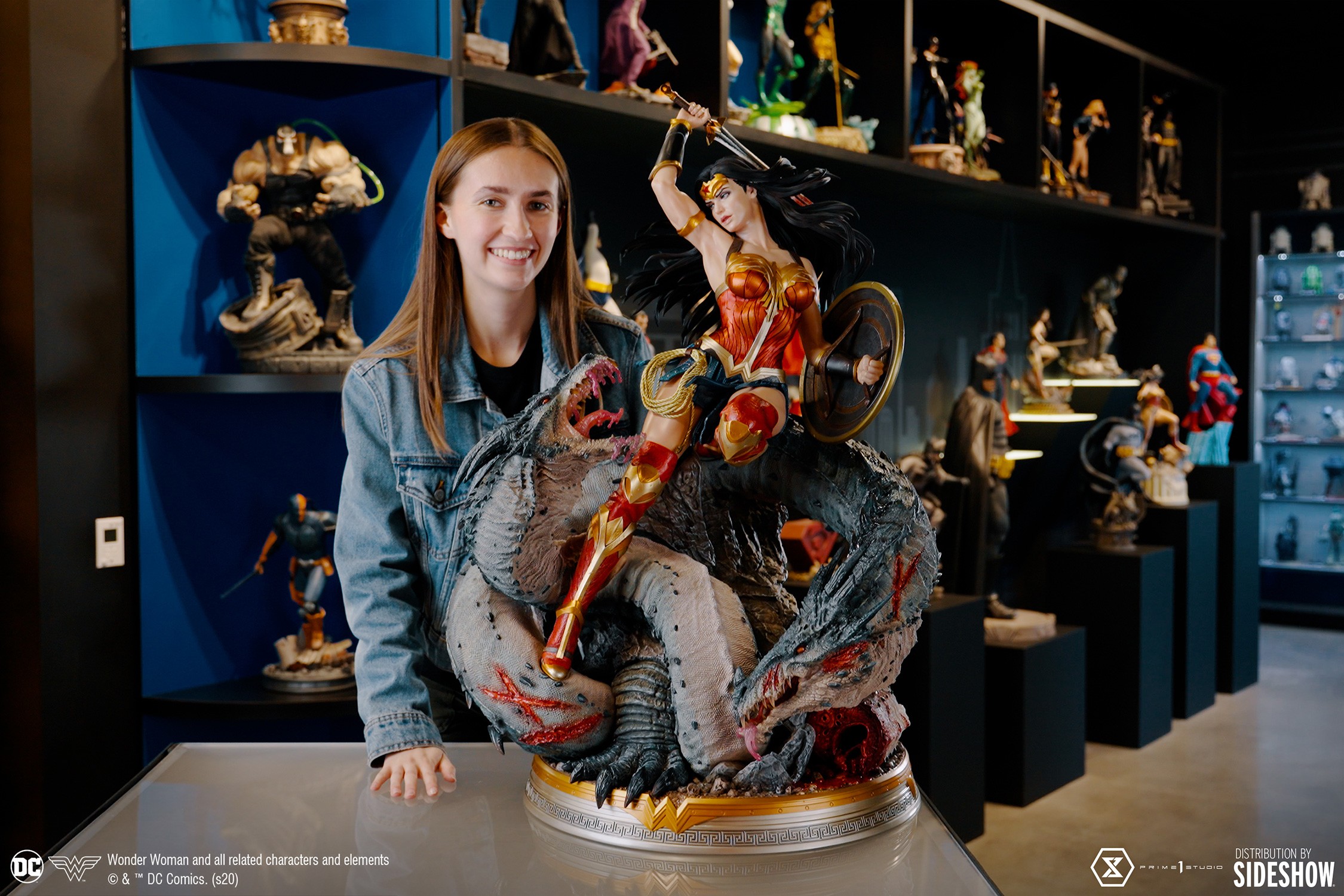 Wonder Woman VS Hydra Statue by Prime 1 Studio | Sideshow Collectibles
