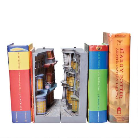 Diagon Alley Light Up Bookend
