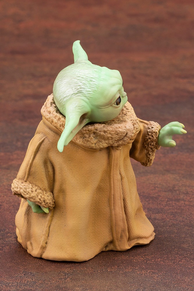 ARTFX Mandalorian & The Child (Prototype Shown) View 6