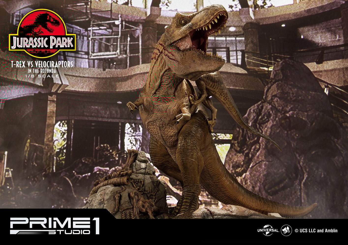 T-Rex Vs Velociraptors in the Rotunda