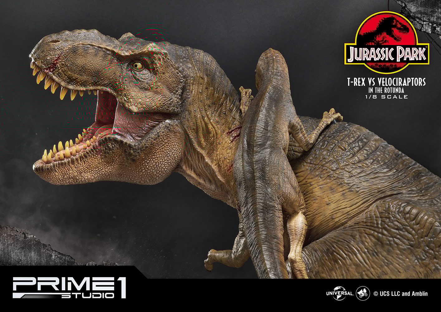 T-Rex Vs Velociraptors in the Rotunda