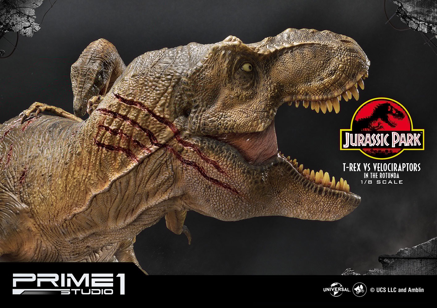T-Rex Vs Velociraptors in the Rotunda