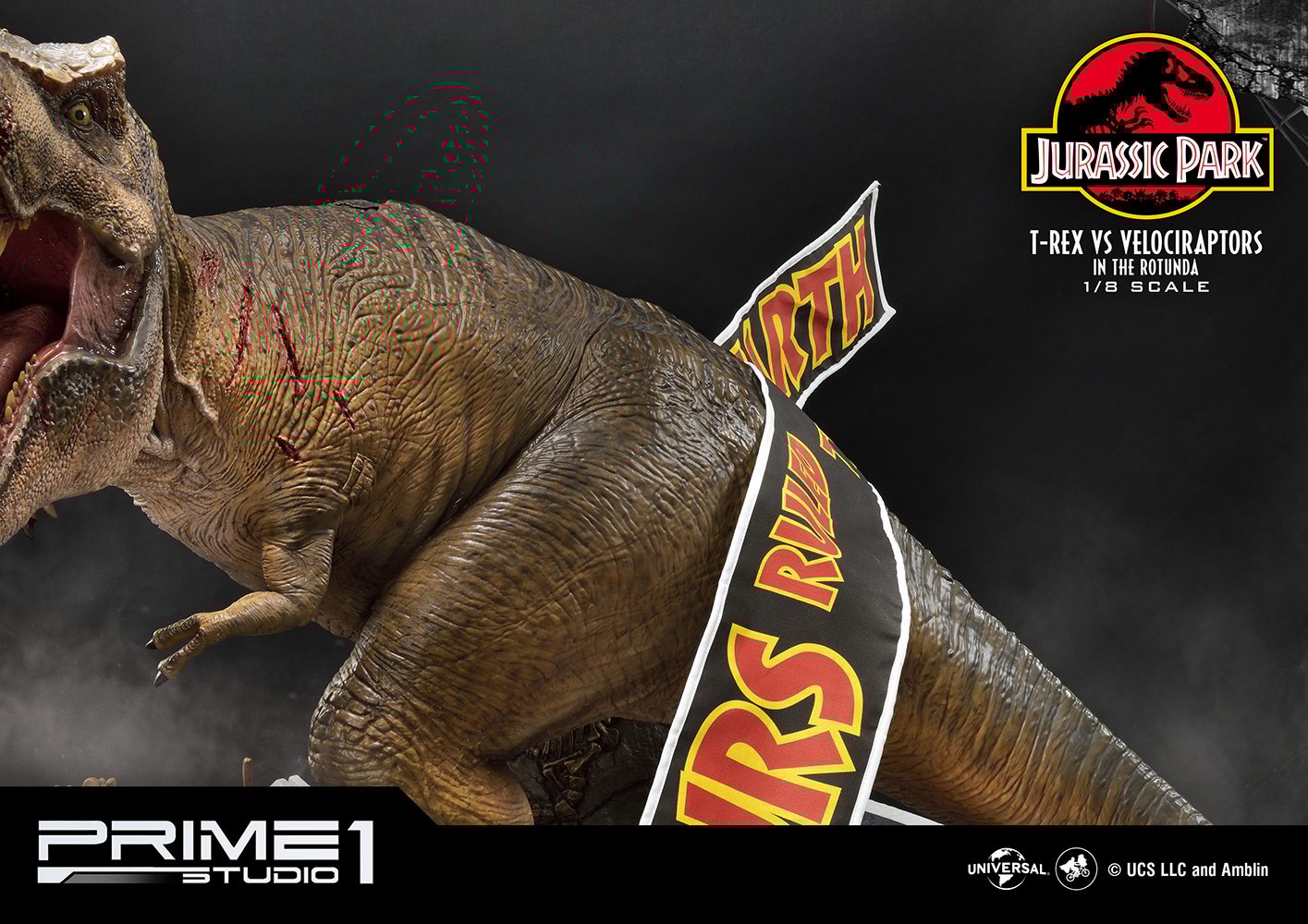 T-Rex Vs Velociraptors in the Rotunda