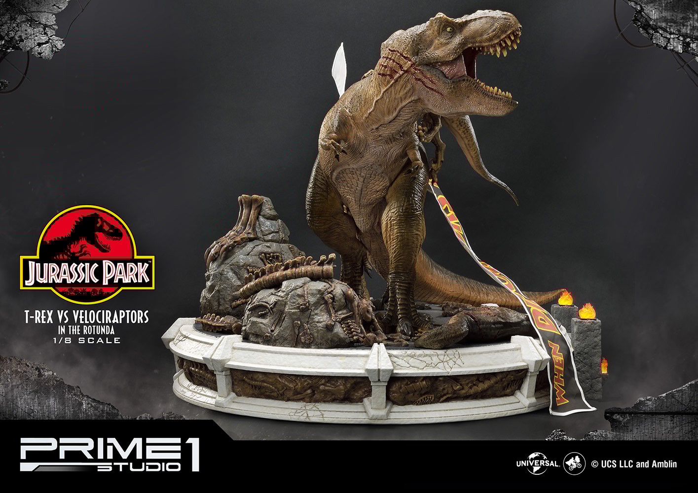 T-Rex Vs Velociraptors in the Rotunda