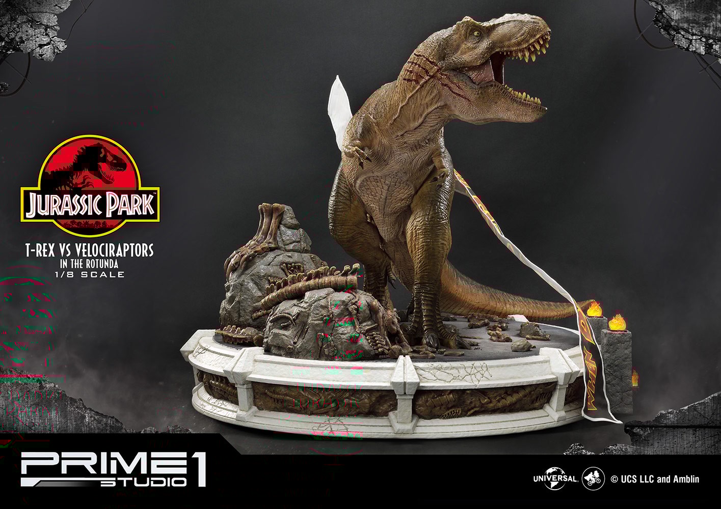 T-Rex Vs Velociraptors in the Rotunda