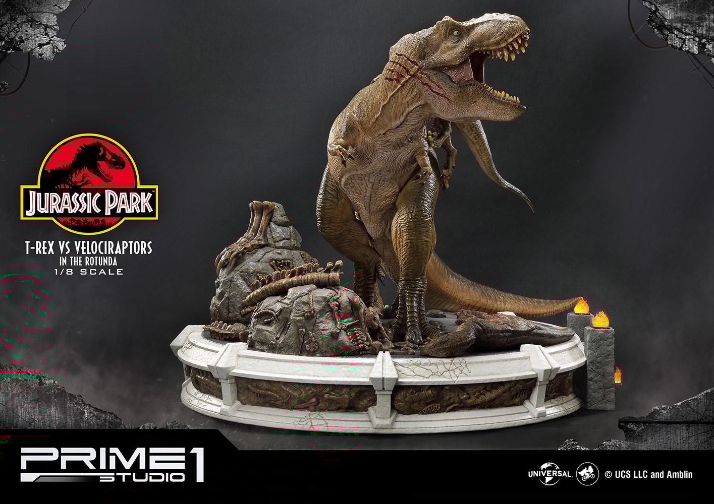 T-Rex Vs Velociraptors in the Rotunda