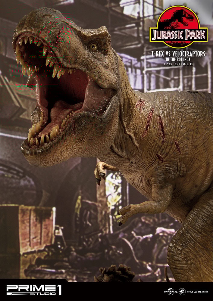 T-Rex Vs Velociraptors in the Rotunda