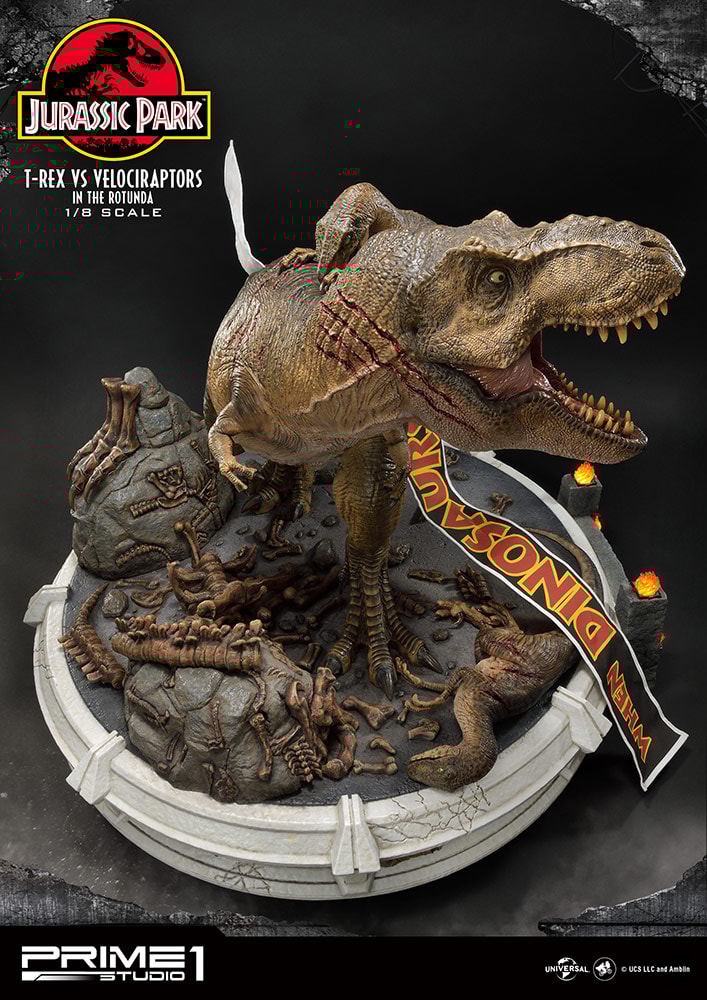 T-Rex Vs Velociraptors in the Rotunda