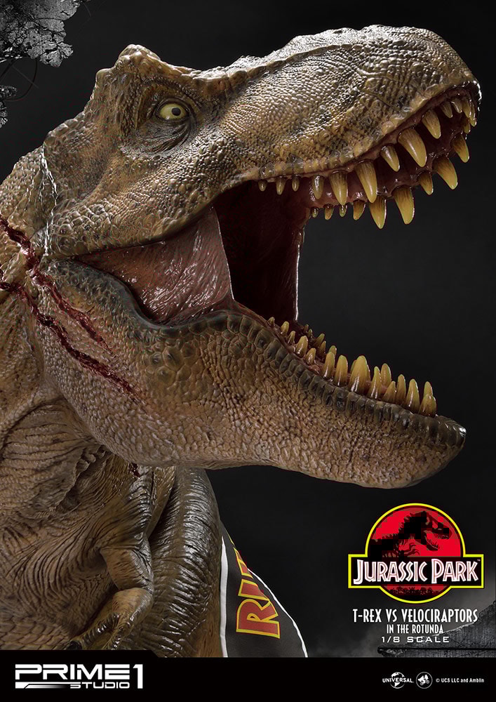 T-Rex Vs Velociraptors in the Rotunda