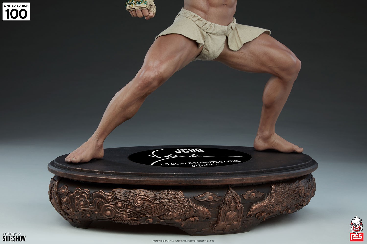 Jean-Claude Van Damme: Muay Thai Autograph Edition Tribute