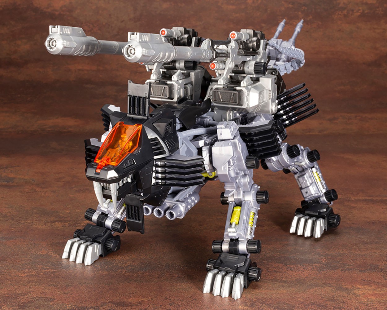 Zoids RZ-007 SHIELD LIGER DCS-J Model Kit  (Prototype Shown) View 3