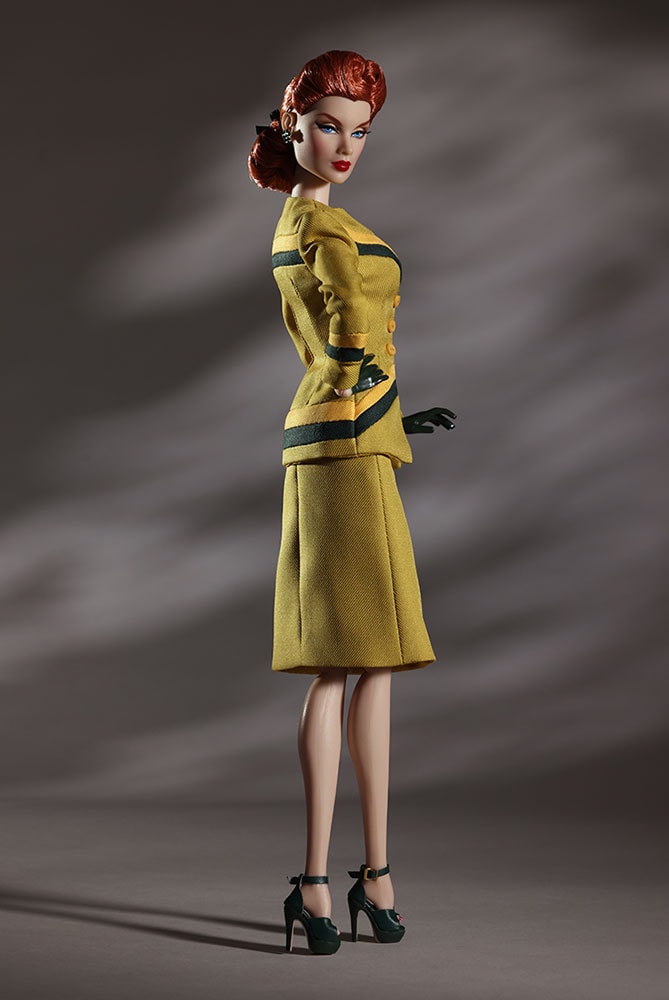 Victoire Roux Dramatic Evening Outfitのみ Victoire Roux (Dramatic Evening) Collectible Doll by