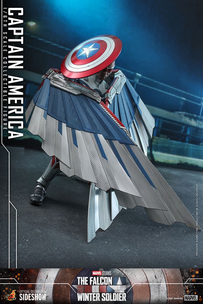 Captain America Sixth Scale Collectible Figure by Hot Toys