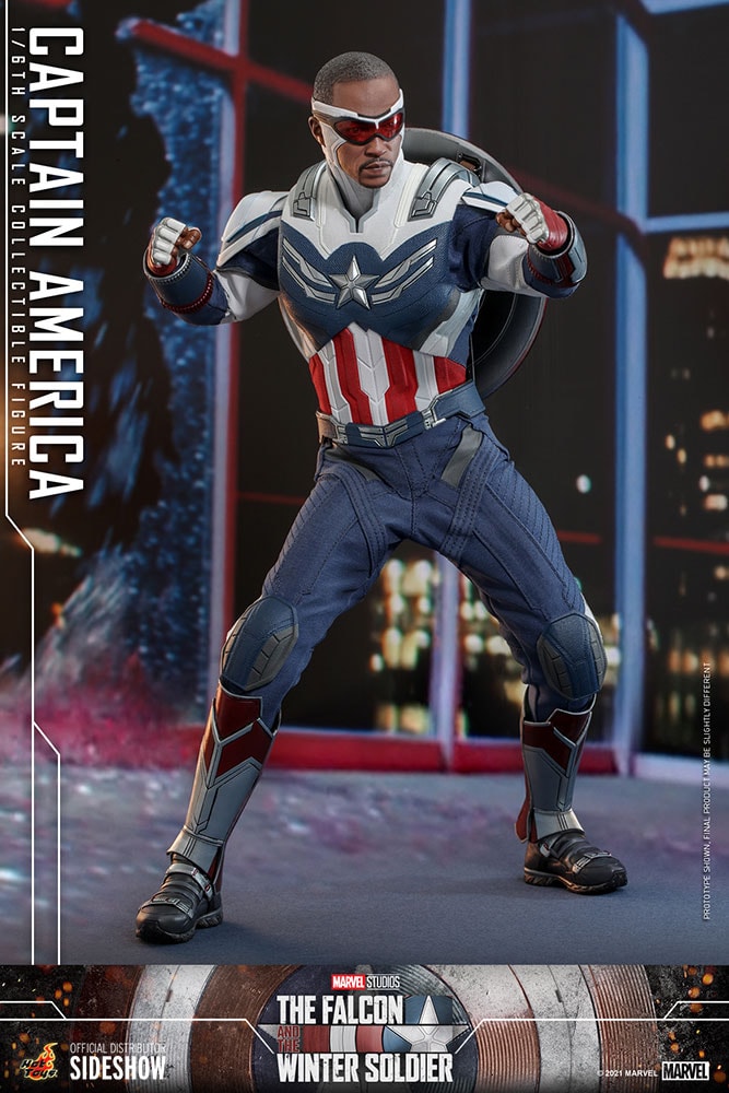 Captain America Sixth Scale Collectible Figure by Hot Toys