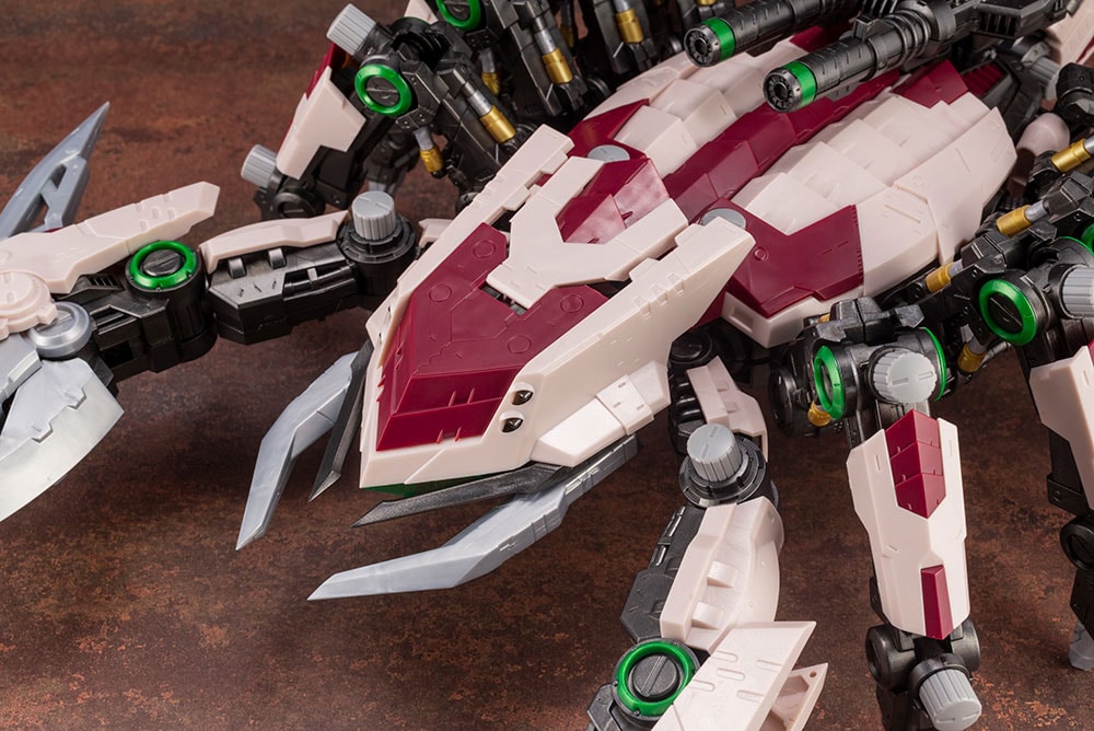 RZ-036 DEATH STINGER ZS Model Kit | Sideshow Collectibles