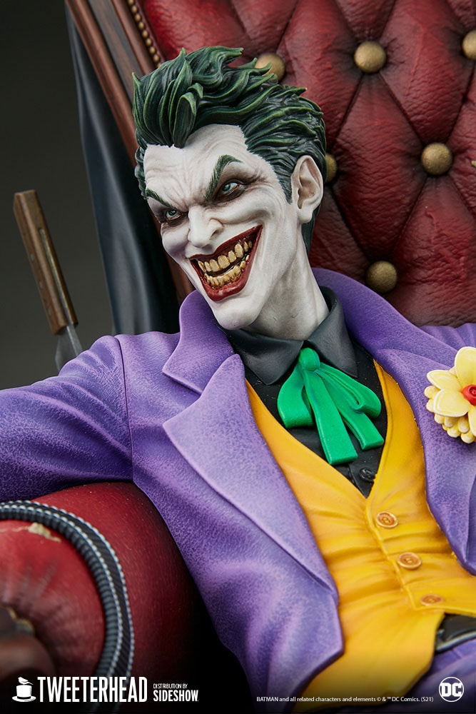 The Joker (Deluxe) Collector Edition (Prototype Shown) View 10