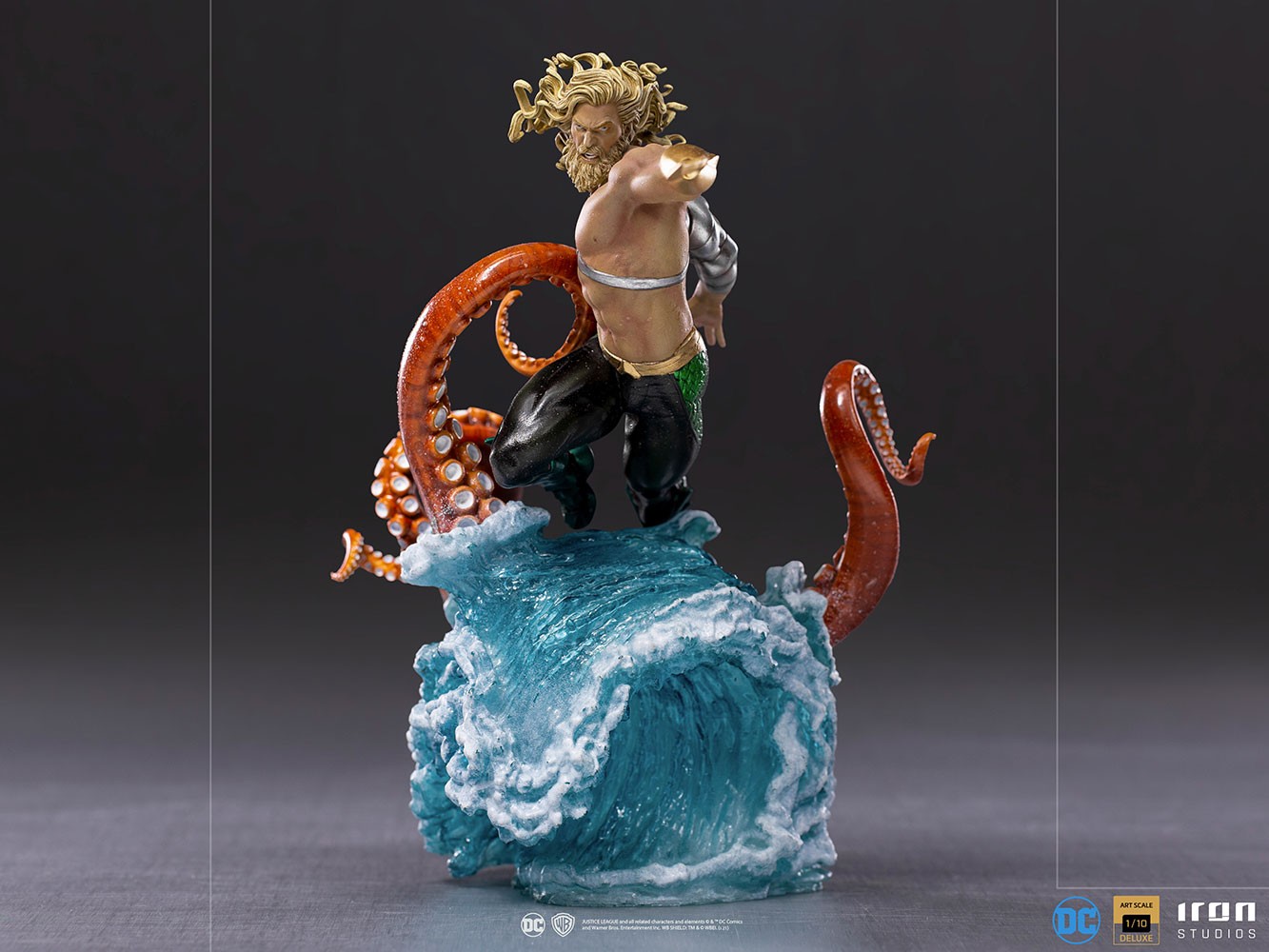 Aquaman Deluxe- Prototype Shown