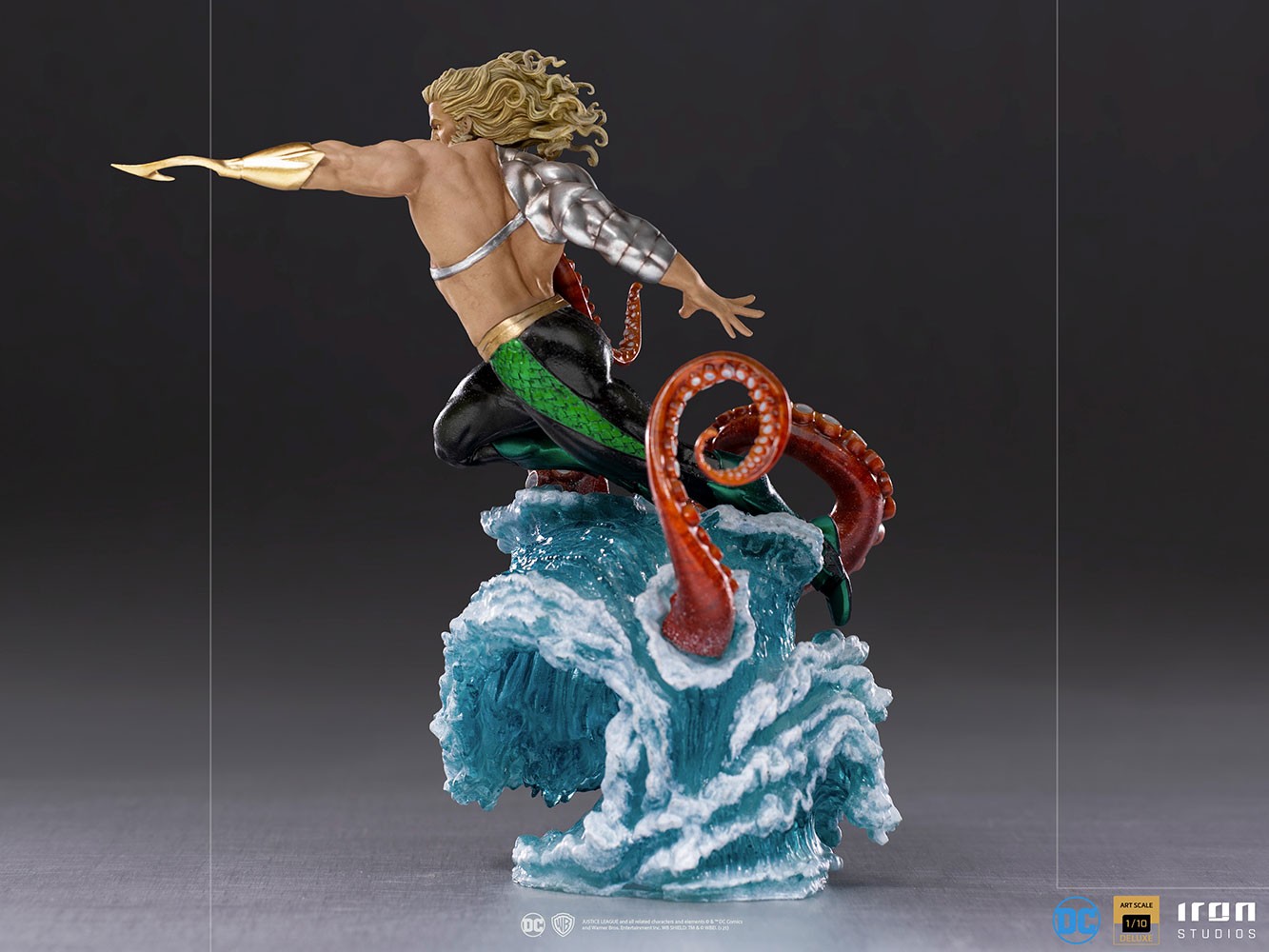 Aquaman Deluxe- Prototype Shown