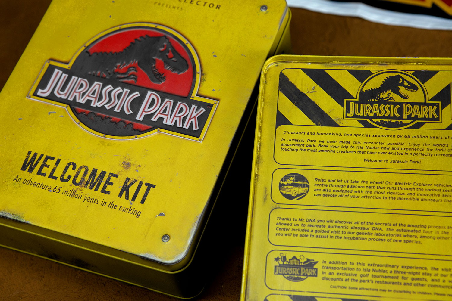 Jurassic Park Welcome Kit (Standard Edition) View 6