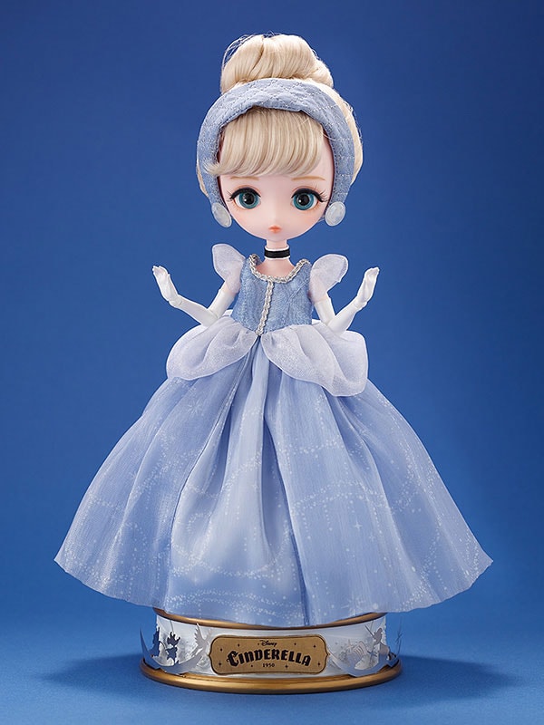Harmonia Bloom Cinderella Collectible Doll Sideshow Collectibles