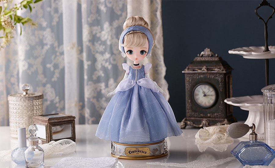 Harmonia Bloom Cinderella