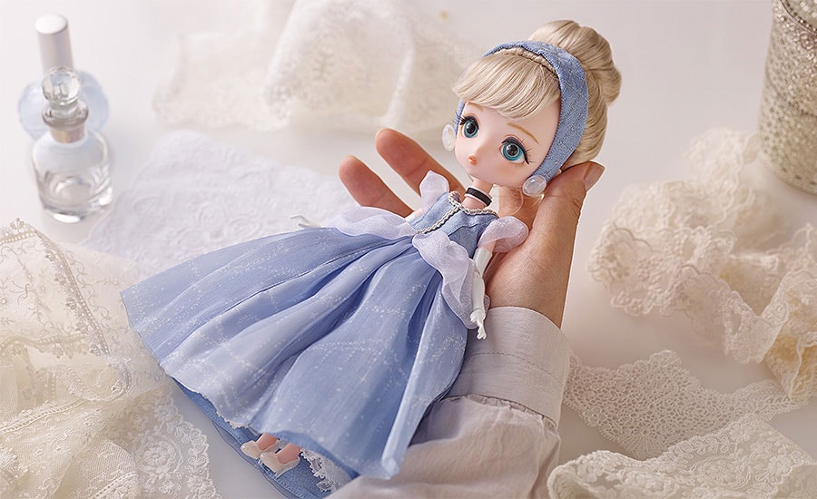 Harmonia Bloom Cinderella