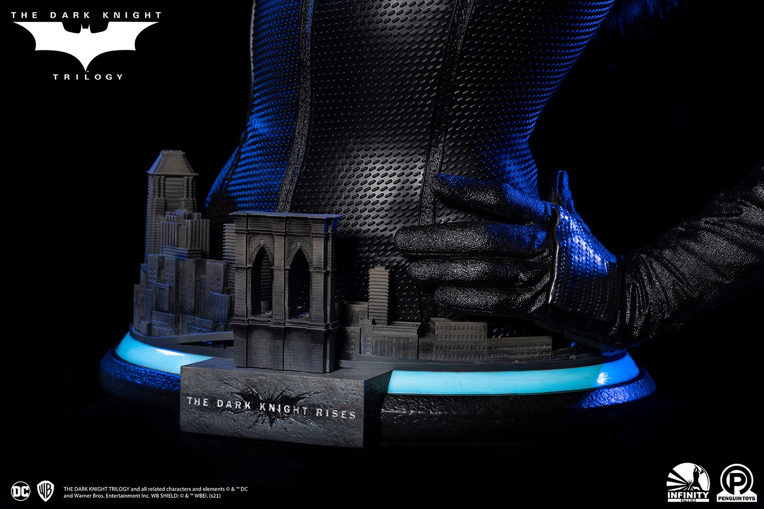 Catwoman (Selina Kyle) Life-Size Bust by Infinity Studio X Penguin