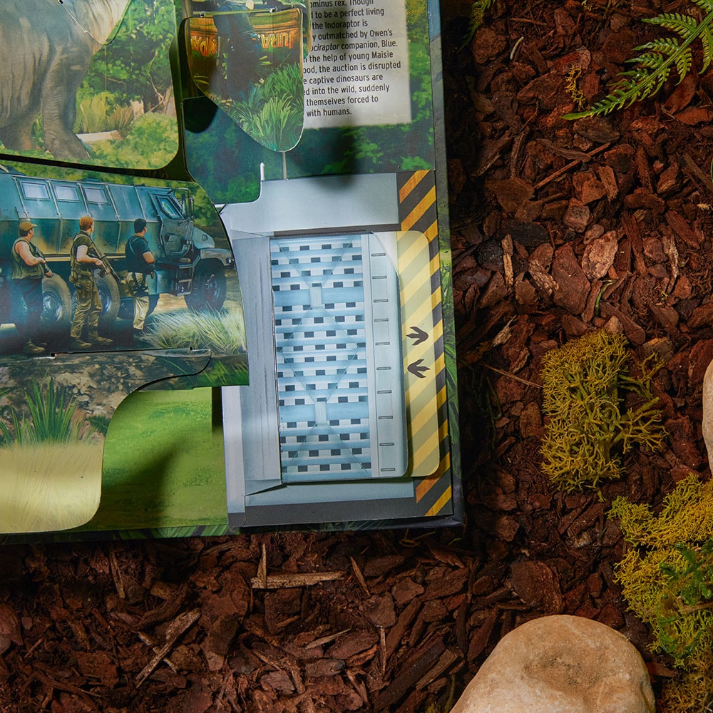 Jurassic World: The Ultimate Pop-Up View 5