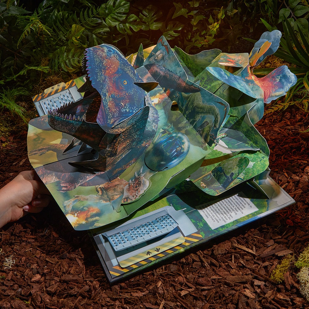 Jurassic World: The Ultimate Pop-Up View 8