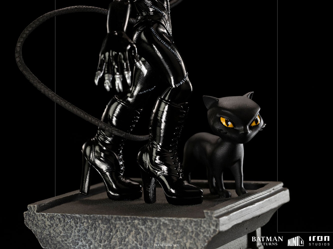 Catwoman Mini Co.