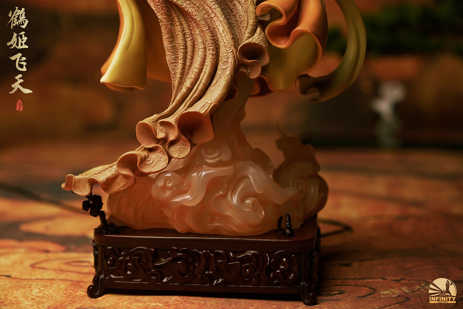 The Flying Princess Crane Statue Elite