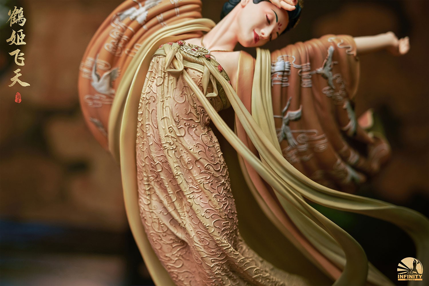 The Flying Princess Crane Statue Deluxe