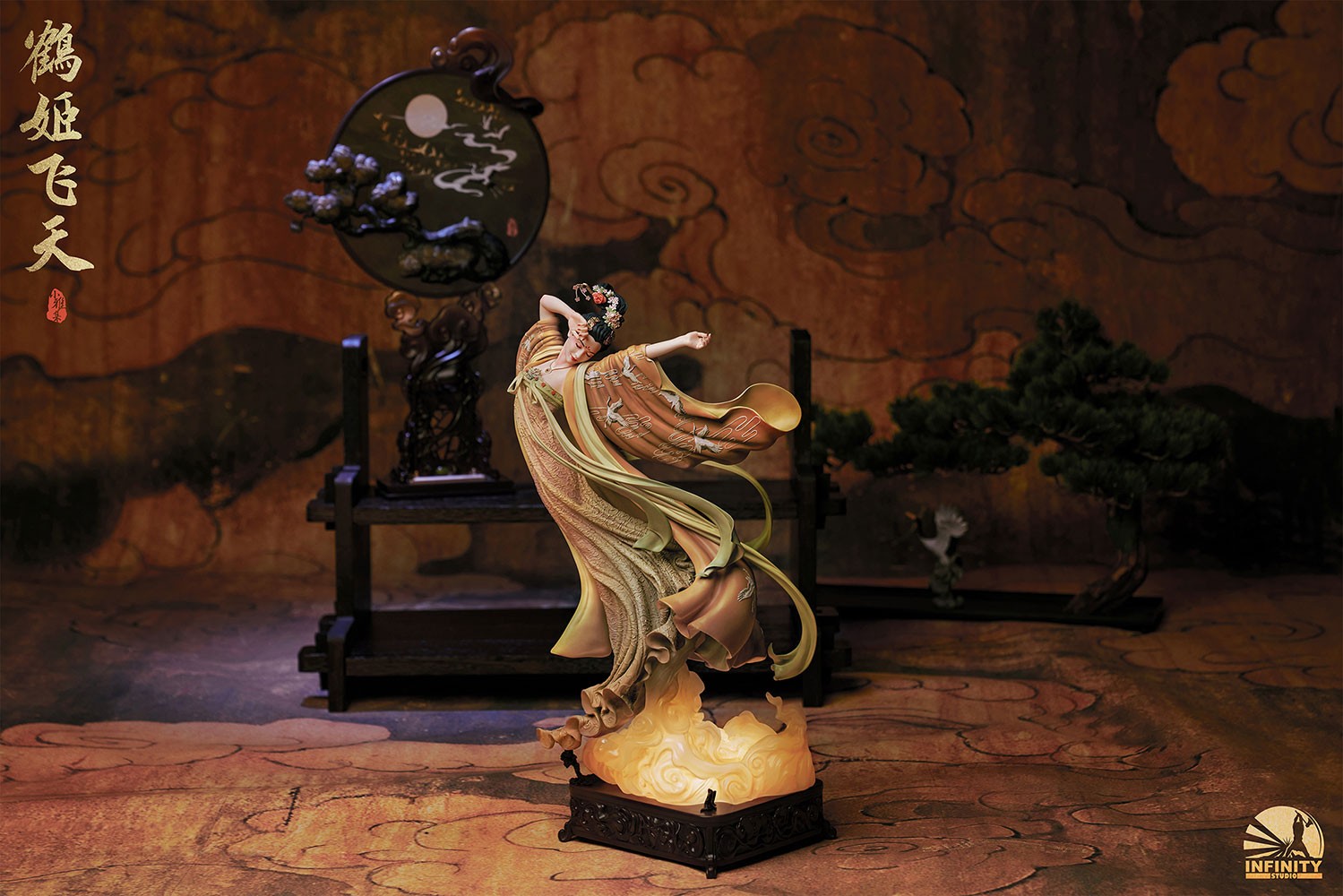 The Flying Princess Crane Statue Deluxe