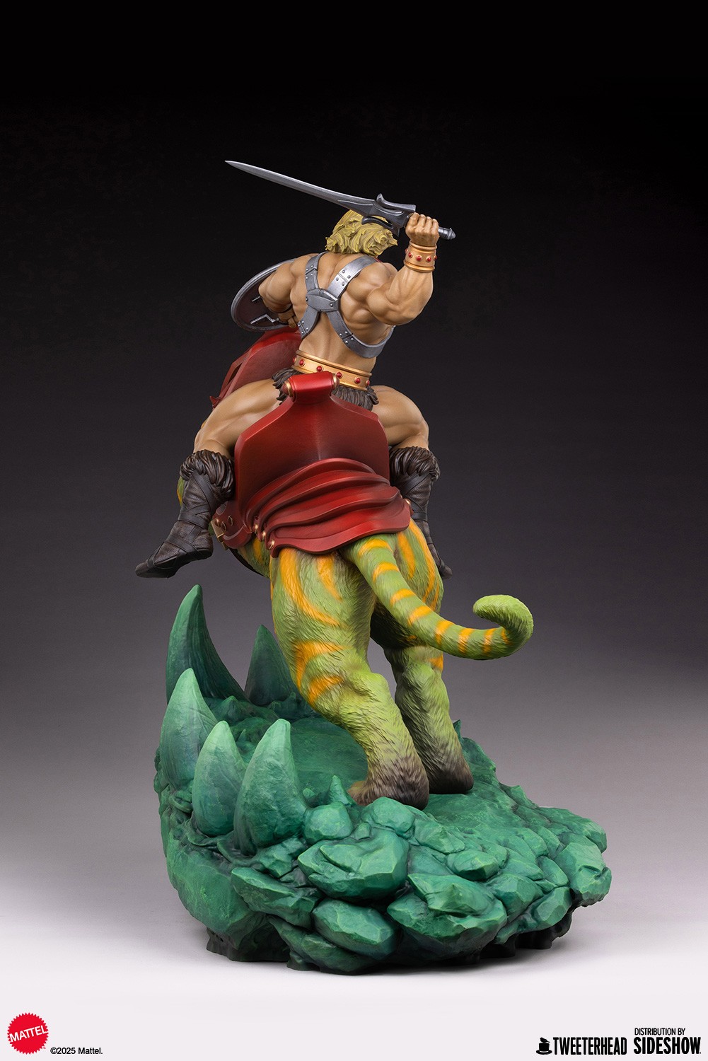 Masters of the Universe He-Man™ & Battle Cat™ Quarter Scale Maquette  (Prototype Shown) View 11