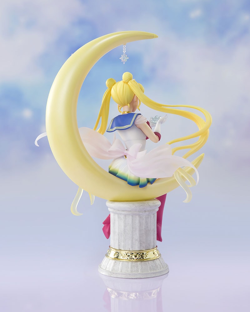 Super Sailor Moon - Bright Moon & Legendary Silver Crystal