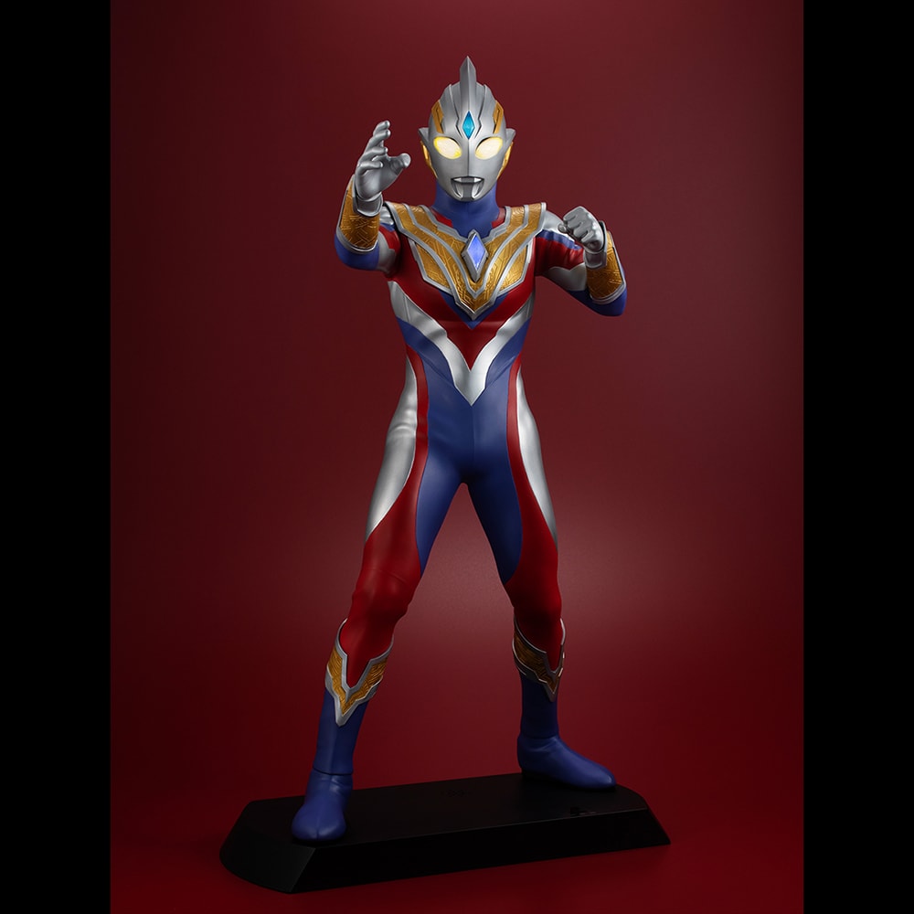 Ultimate Article Ultraman Trigger (Multi type) (Prototype Shown) View 1