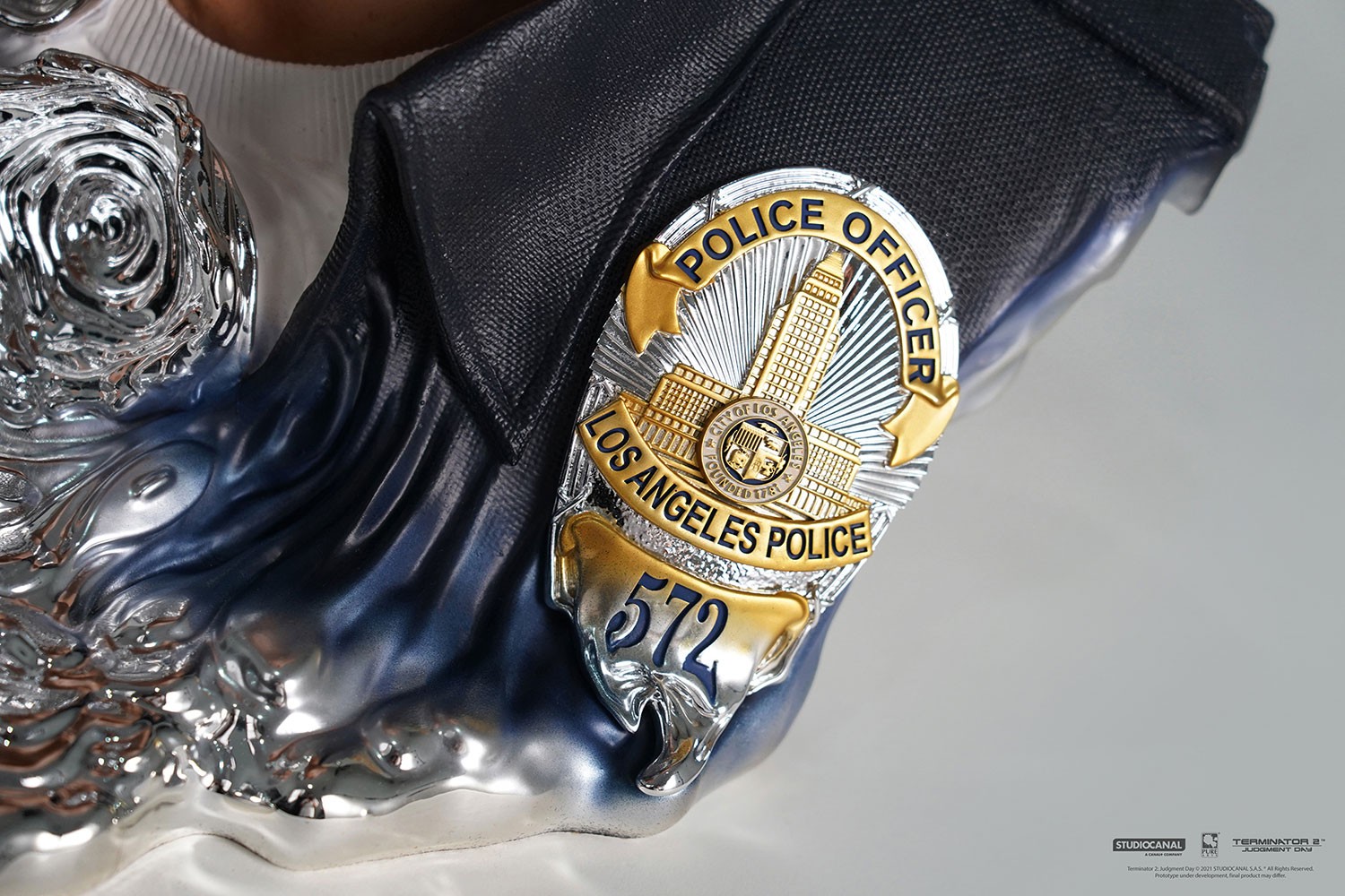 T-1000 Art Mask Collector Edition (Prototype Shown) View 8