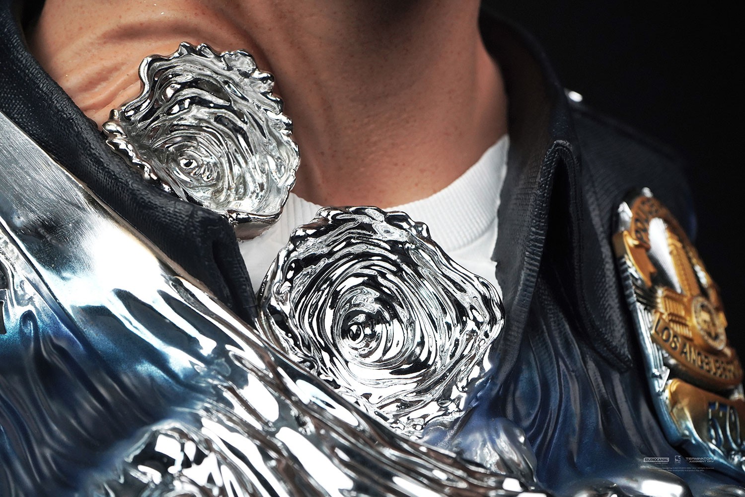 T-1000 Art Mask Collector Edition (Prototype Shown) View 6