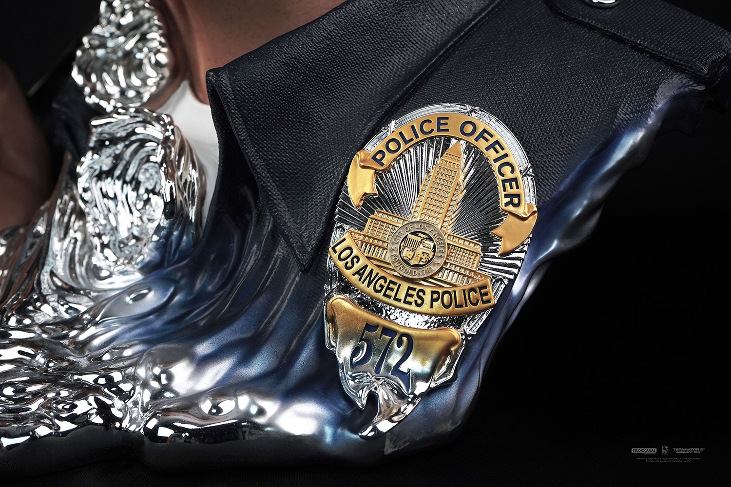 T-1000 Art Mask Deluxe (Prototype Shown) View 11
