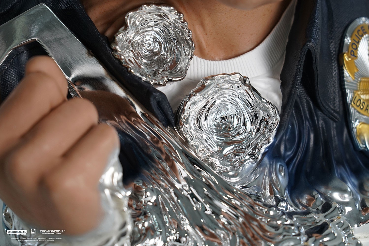 T-1000 Art Mask Deluxe (Prototype Shown) View 4