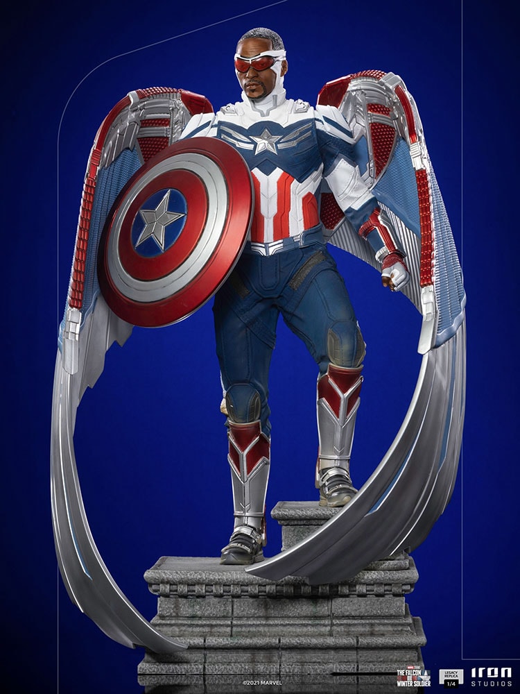 Captain America Sam Wilson (Closed Wings Version) (Prototype Shown) View 6