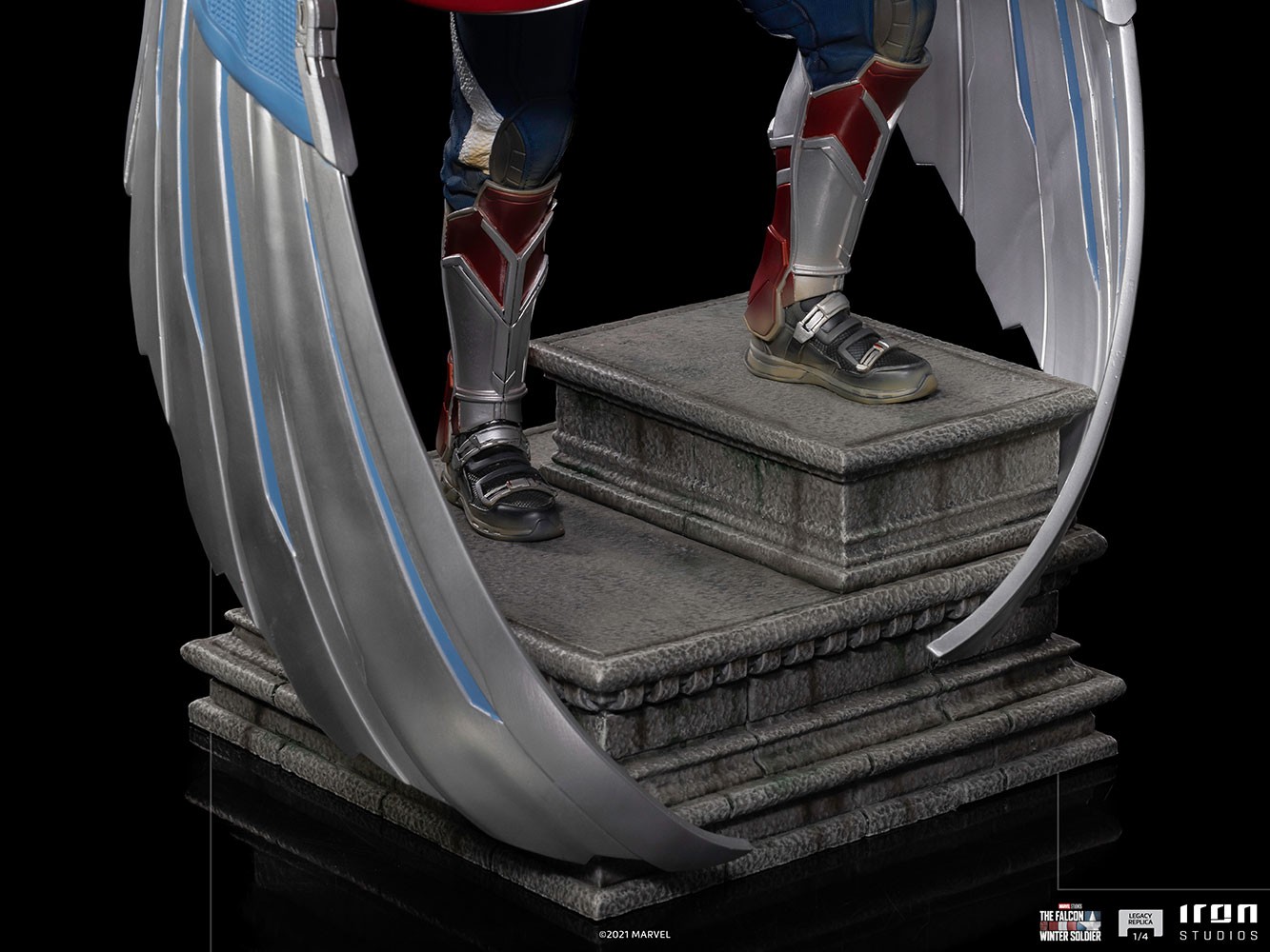Captain America Sam Wilson (Complete Version) (Prototype Shown) View 17