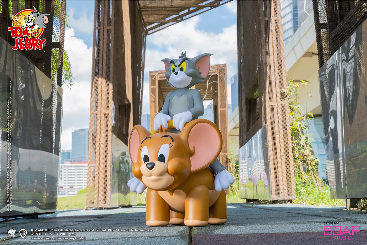 Tom and Jerry Mega Piggyback Ride (700% Version) (Prototype Shown) View 10