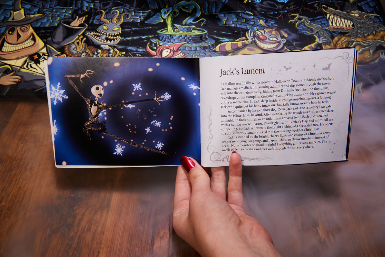 The Nightmare Before Christmas: Pop-Up Book and Advent Calendar