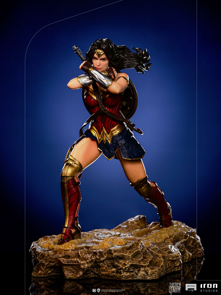 Wonder Woman (Prototype Shown) View 10