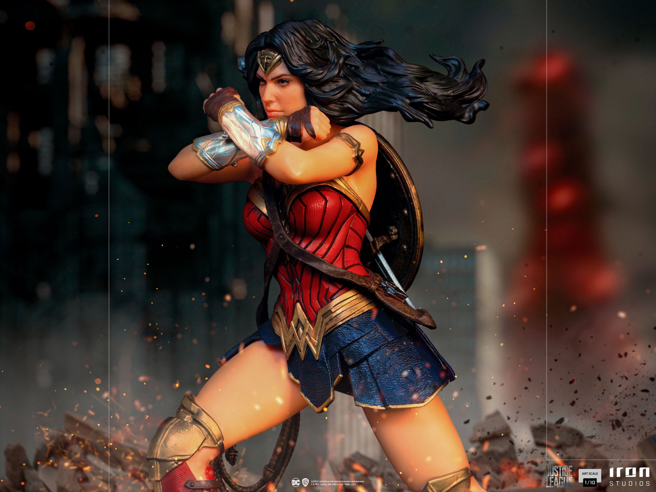 Wonder Woman (Prototype Shown) View 12